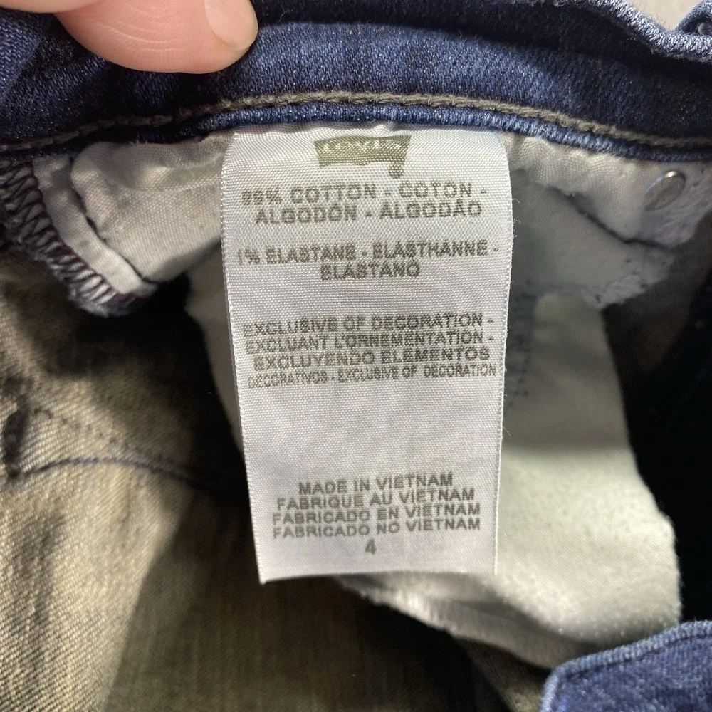 Levis Capri Jeans Womens 4 Blue Mid Rise Stretch 515 Flat Front Dark‎ Wash